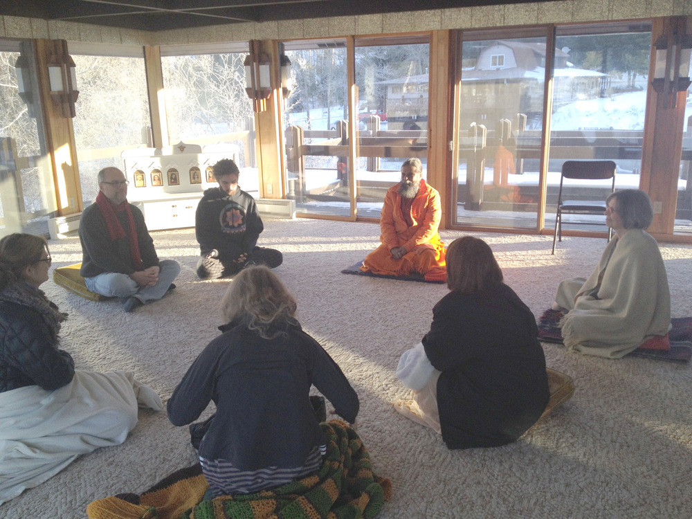 Swamijee conducts a guided meditation session in Michigan USA
